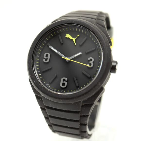 Puma Mens Yellow Black Silicone 46mm Sport Watch 50M Water Resist w New Battery - Picture 1 of 14